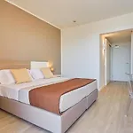 ベル 3 ホテル 3*