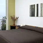 ベル 3 ホテル 3*